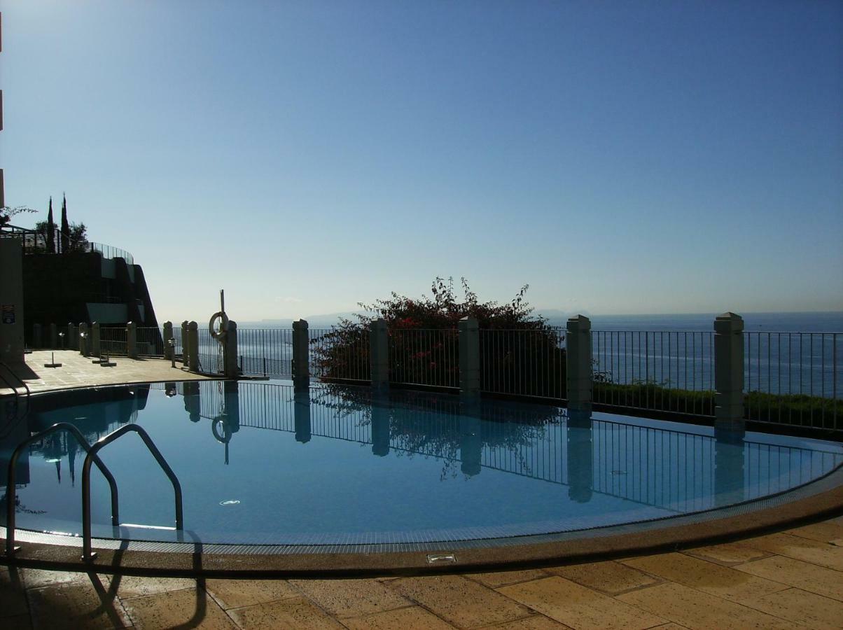 Oceanfront Apartment 丰沙尔 外观 照片